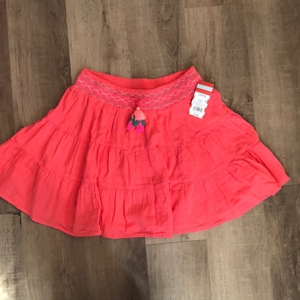 4/$25 cat & Jack skirt bright coral with tassels